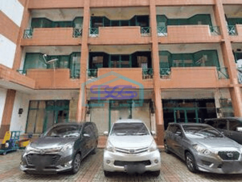 Disewa Ruko 4 lantai di Cempaka Mas