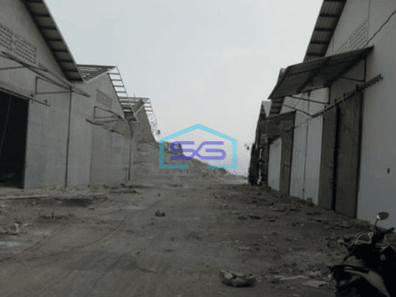 Disewakan Gudang Luas Bangunan 2500 m² di Margomulyo Surabaya