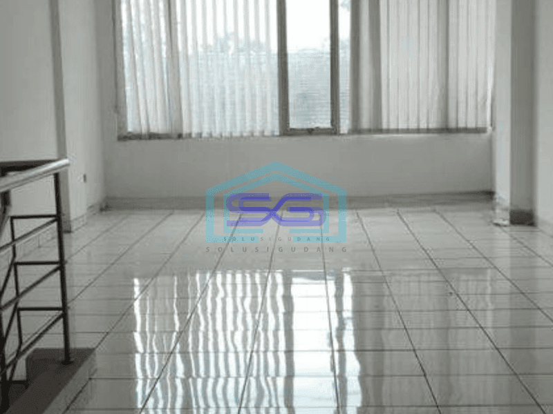 Dijual Ruko  Lokasi Mainroad Terusan Kopo, Kopo Bandung