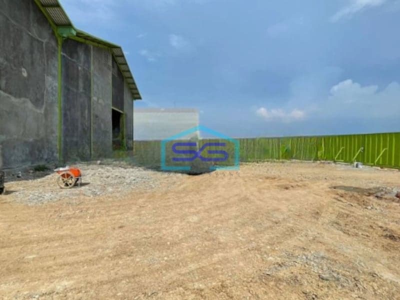 Dijual Gudang Bebas Banjir Luas Bangunan  1824 m² Lokasi Tangerang