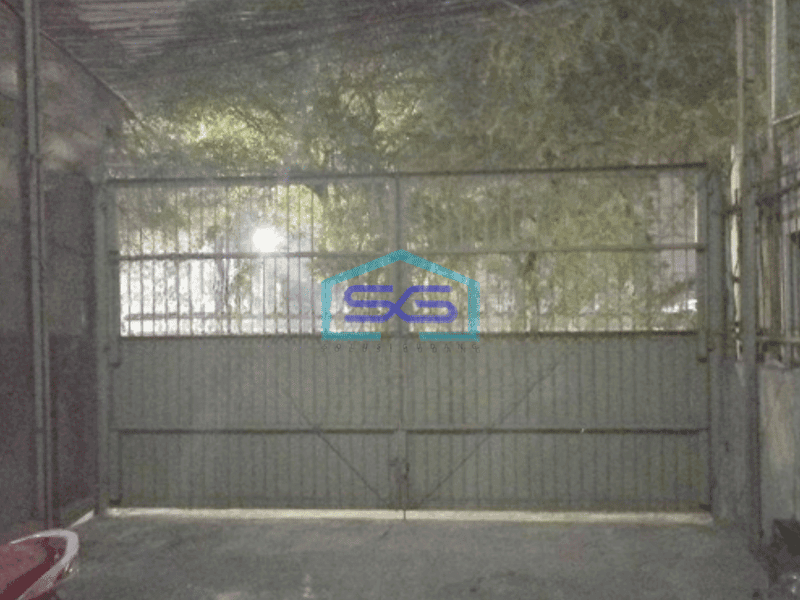 Dijual Ruko Lokasi Strategis di Pinggir Jalan Raya Luas Bangunan 300 m² di Tubagus Angke Jakarta Barat