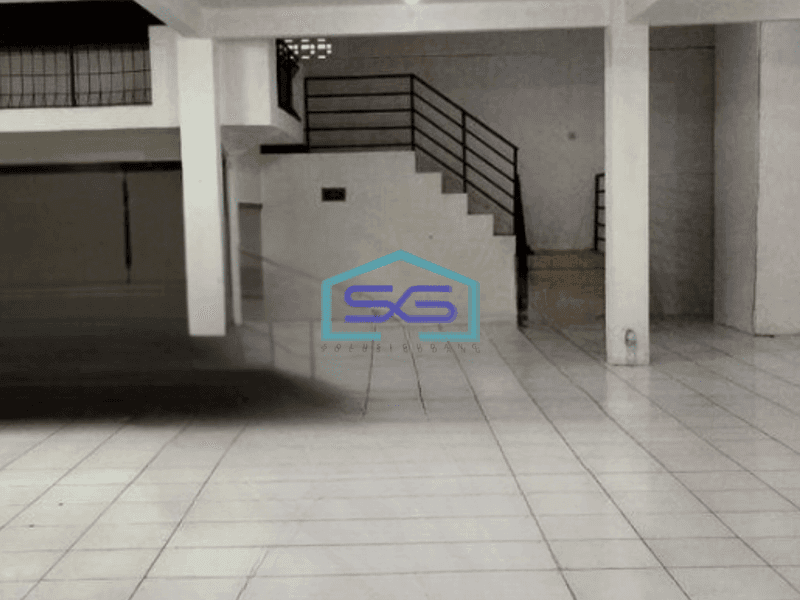 Disewakan Ruko di Banjaran Bandung Luas Tanah 288 m² Lokasi Ramai