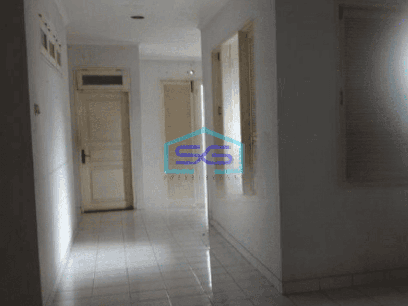 Disewakan Gudang 2 Lantai Luas Bangunan 646 m² di Menteng Jakarta Pusat