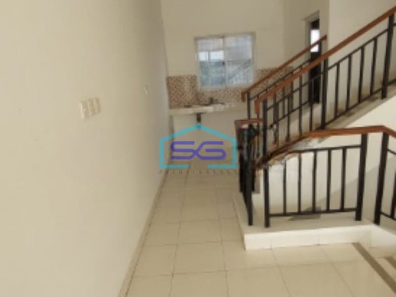 Disewakan Ruko Sangat Rapih Siap Huni di Gading Serpong Tangerang LB 172m2