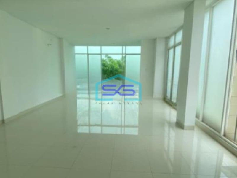 Dijual Ruko 3 Lantai Luas Bangunan 235 m²  Lokasi Bebas Banjir di BSD Tangerang Selatan