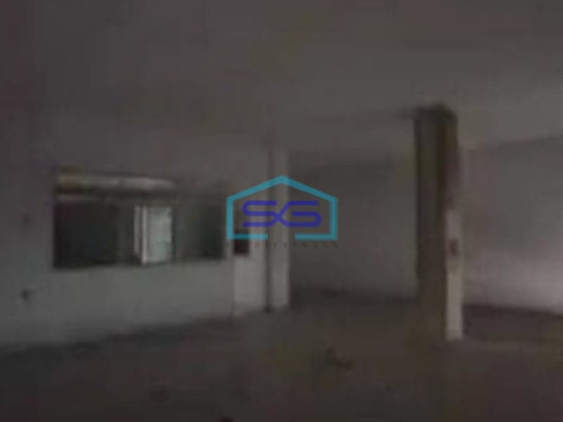 Disewakan Ruko Strategis 2 Lantai Luas 460m2 Lokasi Solo Baru