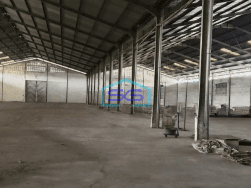 Disewakan Gudang Siap Pakai di Surabaya Kota Luas Bangunan 4550 m²