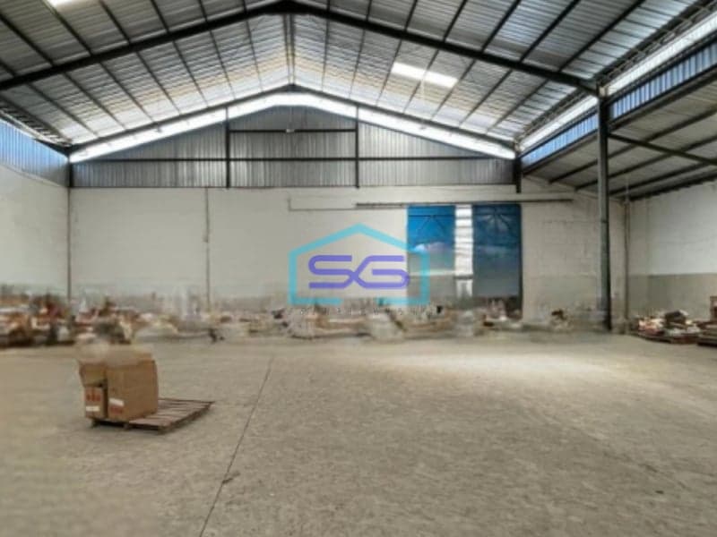 Disewakan Gudang Siap Pakai Luas Bangunan 800 m2 Lokasi Strategis di Semarang