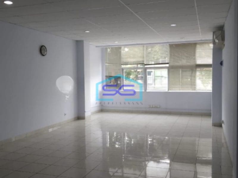 Disewakan Ruko 3 Lantai di BSD Tangerang Luas Bangunan 225m2