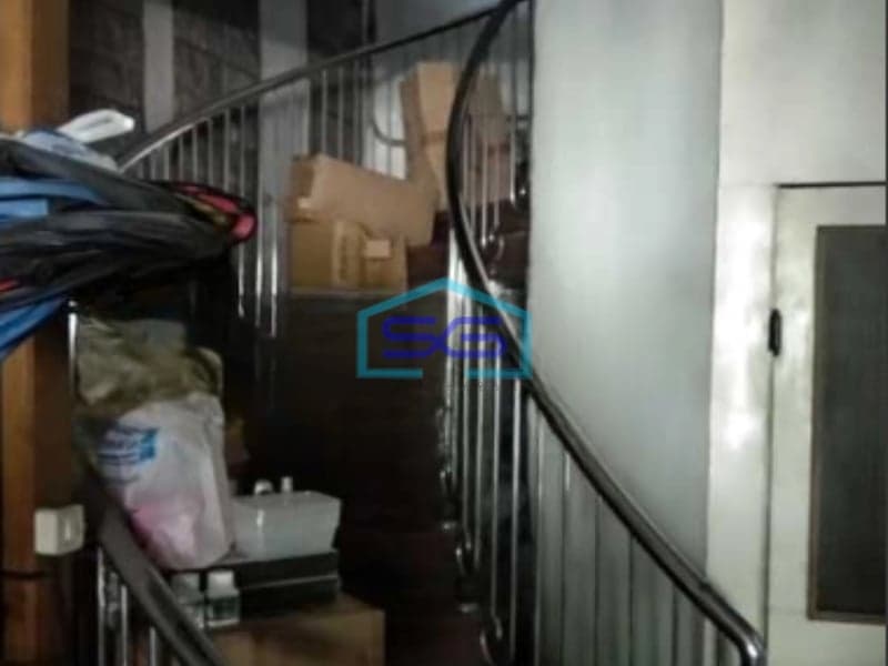 Dijual Ruko Luas Bangunan 348 m² Lokasi Surabaya Kota