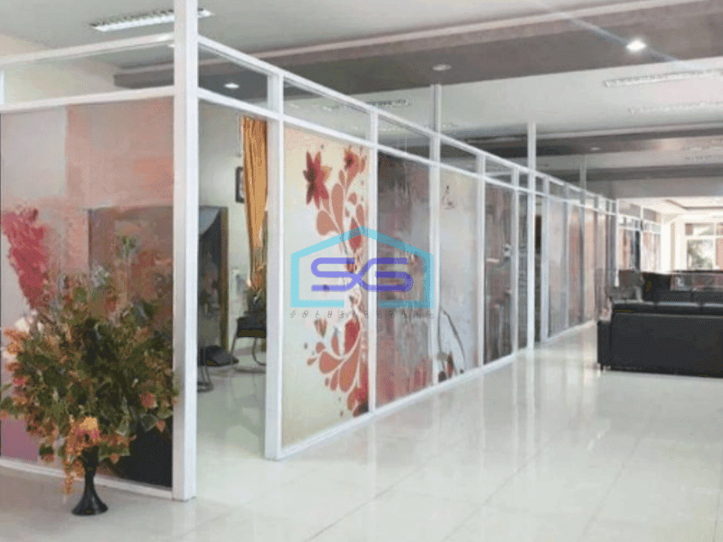 Dijual Ruang Usaha 3 Lantai Luas Bangunan 880 m² di Riau Bandung