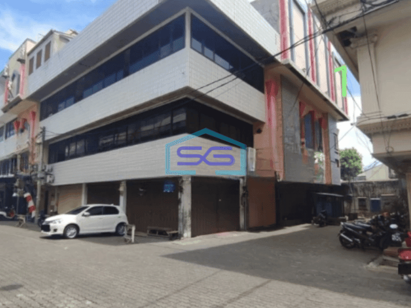 Dijual Ruko Plus Bisnis Sudah Jalan di Pusat Kota Kedungdoro Luas Bangunan 1200 m²