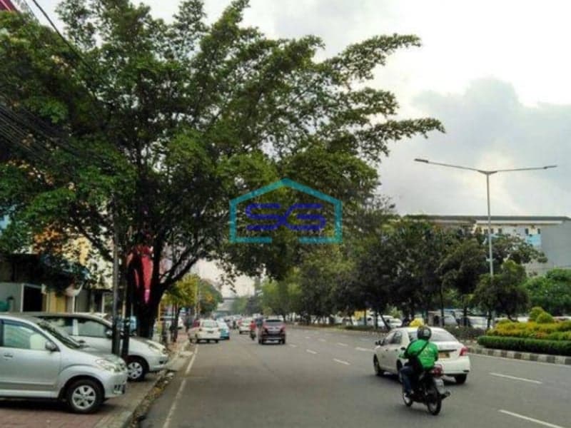 Disewakan Ruko Gedung Luas Tanah 460m2 di Jakarta Pusat Cocok Untuk Kantor