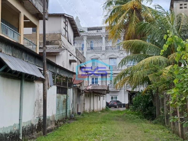 Dijual Tanah Luas Jalan Kapten Marzuki Kamboja Palembang LT 1837m2