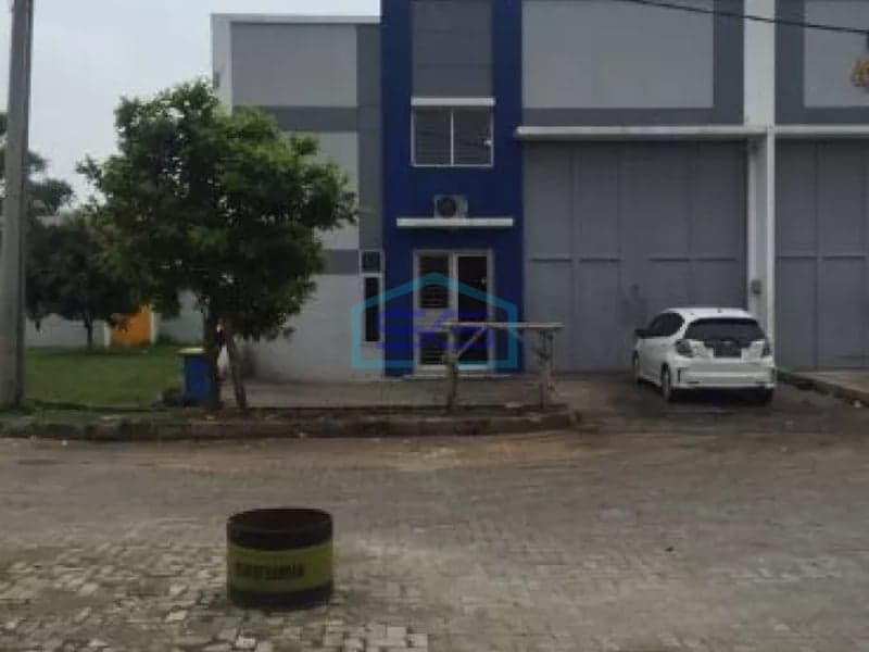 Dijual gudang di Karawang barat