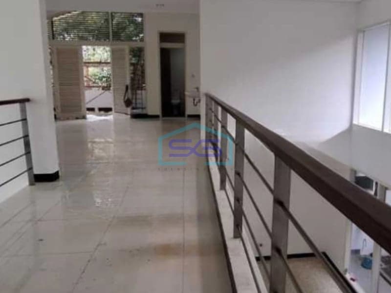 Disewakan Ruko Bagus Strategis Area Pasteur Kota Bandung Luas 500m2