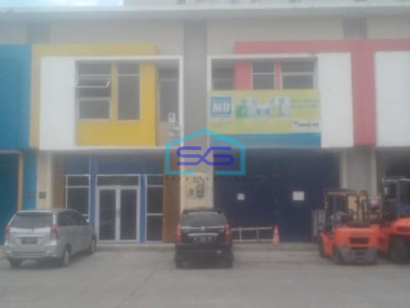 Dijual Gudang Bizpark dua lantai Di Babakan Ciparay Bandung Luas Bangunan  139 m²