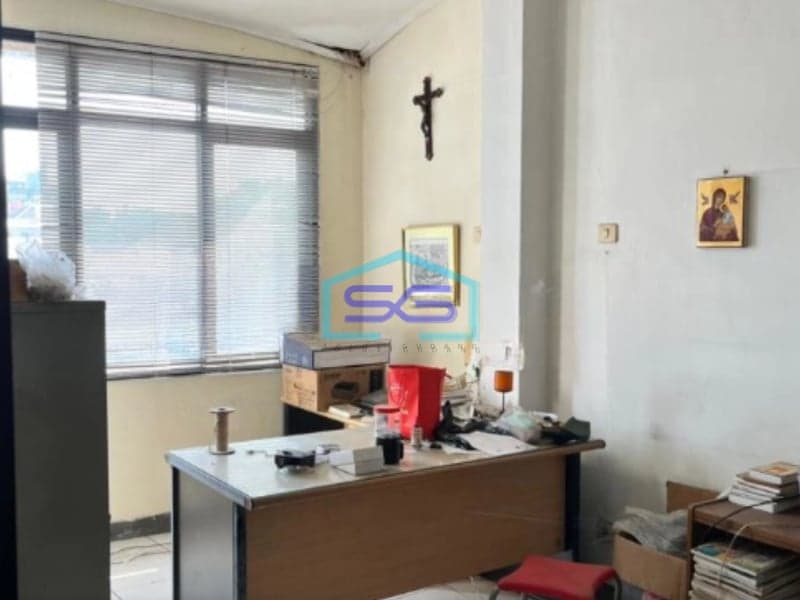 Disewakan Ruang Usaha Di Cipaganti Pasteur Bandung 2 lantai  Luas Bangunan  150 m²