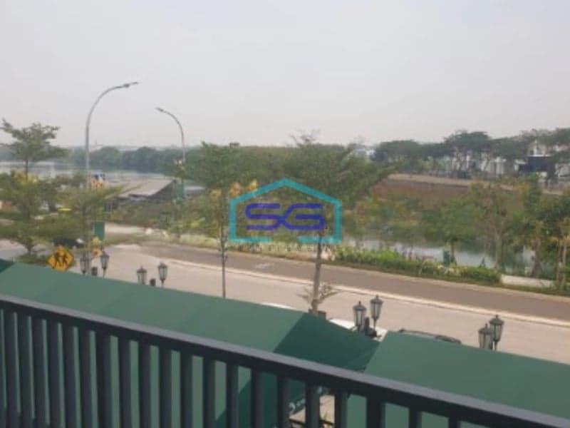Dijual ruko citra 8 hadap danau cocok untuk invest Jakarta Barat