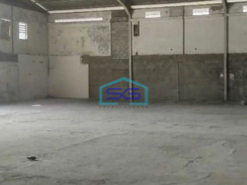 Disewakan Gudang Akses Container Luas Bangunan  600 m²  di Jurumudi Tangerang