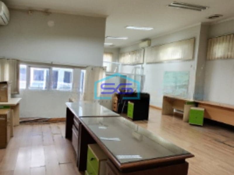 Disewakan Ruko Kantor di Kebayoran Baru Jakarta Selatan LB 600m2