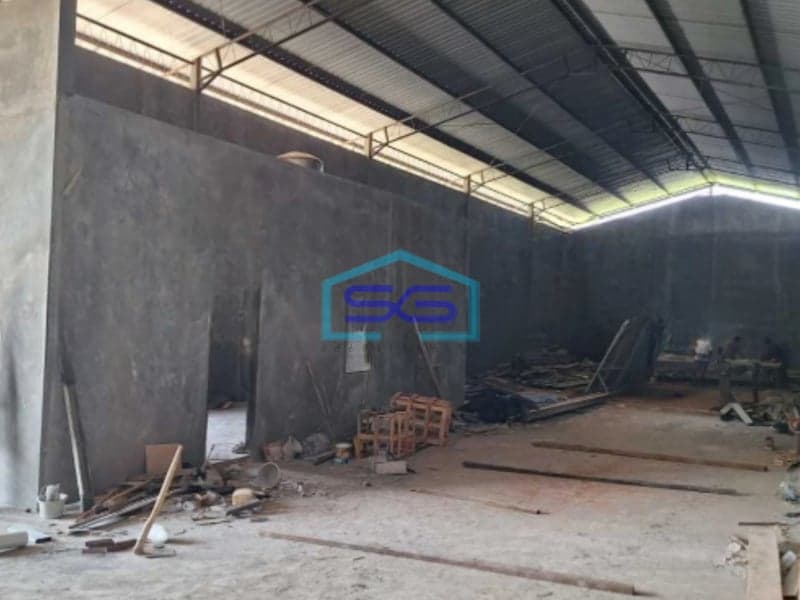 Disewakan Gudang Ada Kantor Siap Huni Luas Bangunan 1600 m² Lokasi Ungaran Semarang