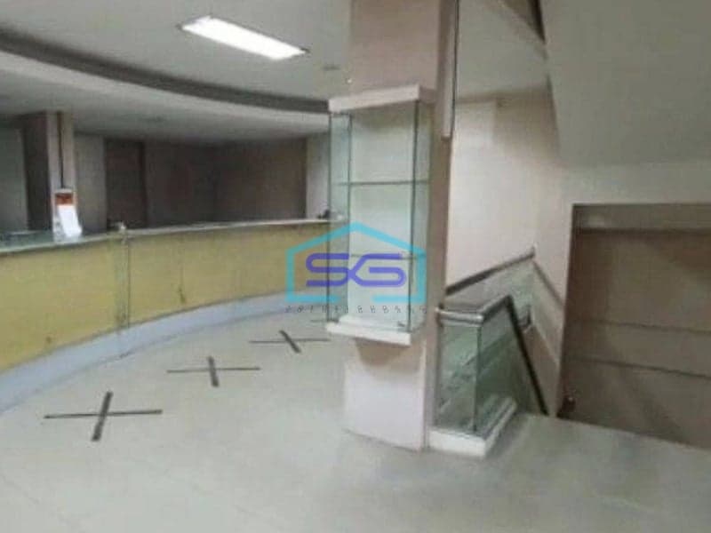 Disewakan Ruko 3,5 Lantai Gandeng 2, di Pertokoan Tanah Abang Jakarta Pusat