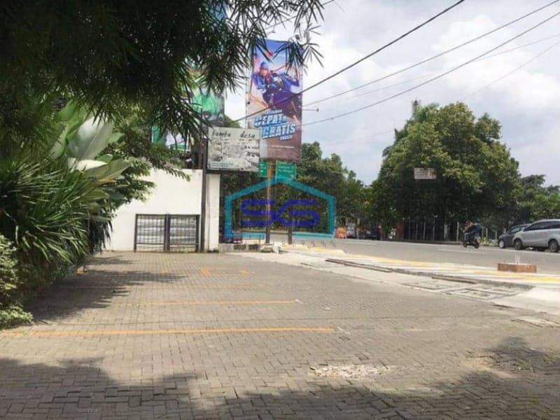 Dijual Ruang Usaha di Margonda Depok LT 900m2