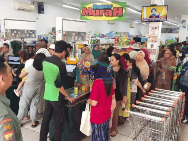 Dijual Ruko dan Usahan Minimart Di Cakung Jakarta Timur Luas Tanah 405 m²