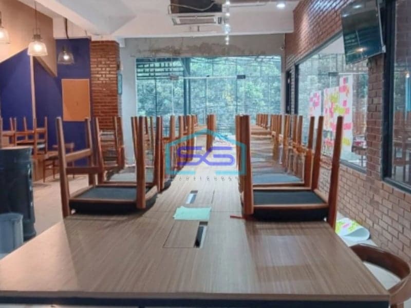 Dijual Ruang Usaha di Lokasi Strategis Area Kebayoran Baru Jakarta Selatan LB 1500m2