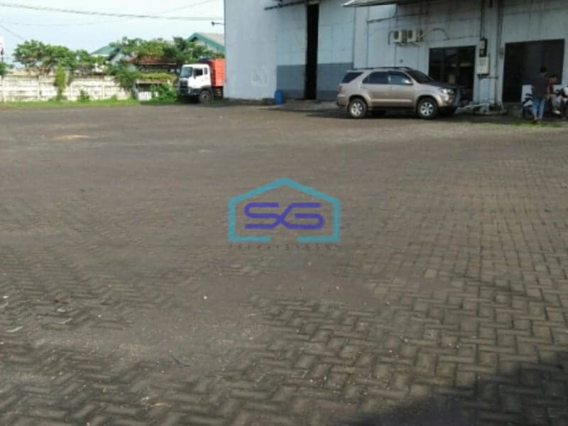 Disewakan Gudang Luas Bangunan 2000 m² Lokasi Margomulyo Surabaya