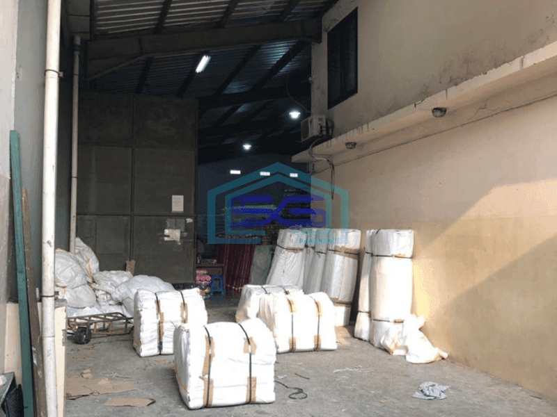 Disewakan gudang bersih dan siap pakai, lokasi puri kembangan jakarta barat