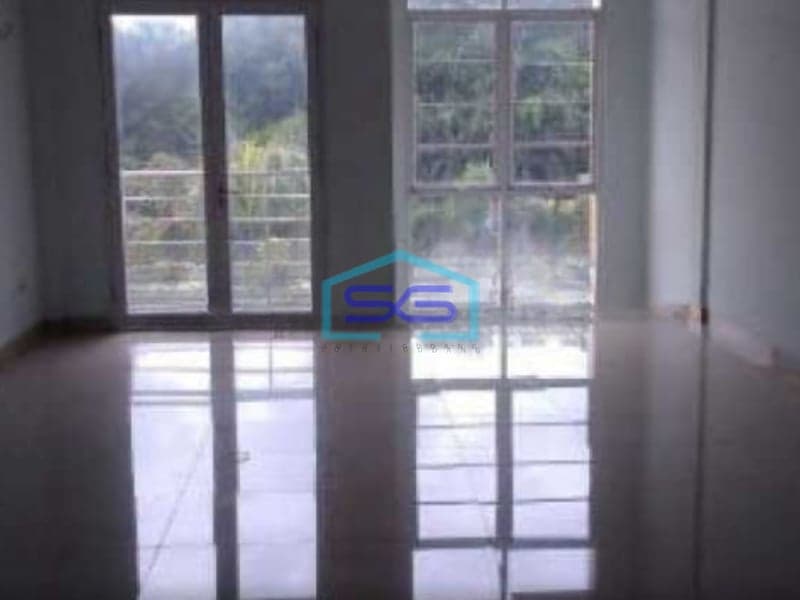 Dijual Ruko 3 Lantai Hadap Jalan Raya Villa Melati Mas Serpong Tangerang Selatan Luas Bangunan  240 m²