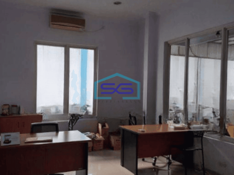 Disewakan Gudang Ada Kantor Luas Bangunan  500 m² di Duri Kosambi Jakarta Barat