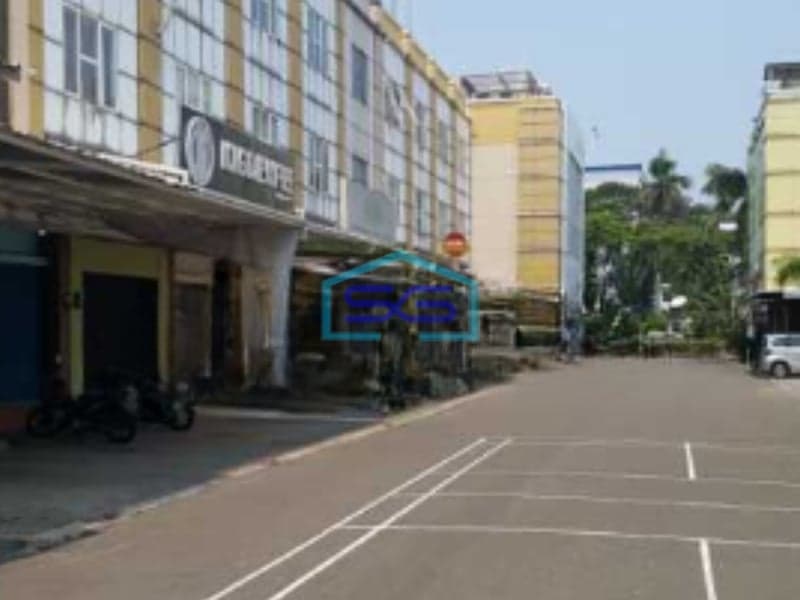 Dijual Cepat Ruko Golden Boulevard, Bsd Tangerang Luas Bangunan  162 m²