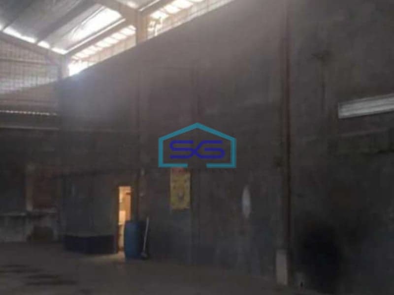 Disewakan Gudang Akses Container 40 Feet Luas Tanah 1300 m² Lokasi di Bekasi