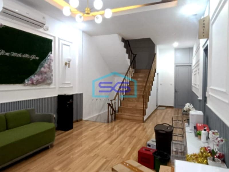 Disewakan Ruko di Jenderal Sudirman Palembang Luas Bangunan 432m2