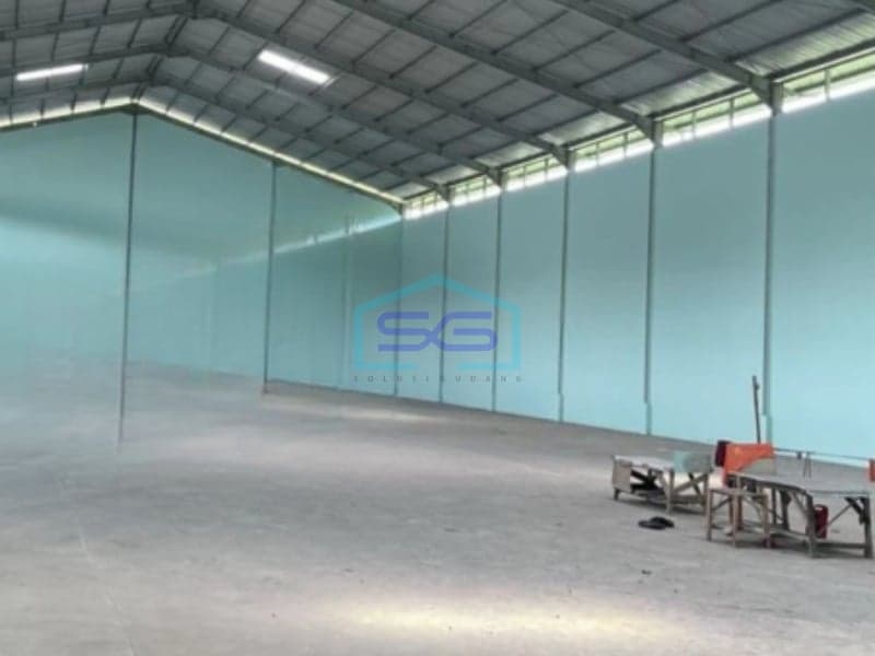 Warehouse for Rent Large Building Area 1780 m² Flood-Free Location in Cikarang