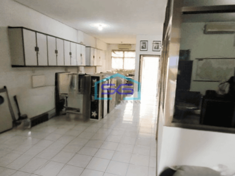 Dijual Ruko Lokasi Ramai dan Strategis di Batununggul Bandung Luas Bangunan 300 m²