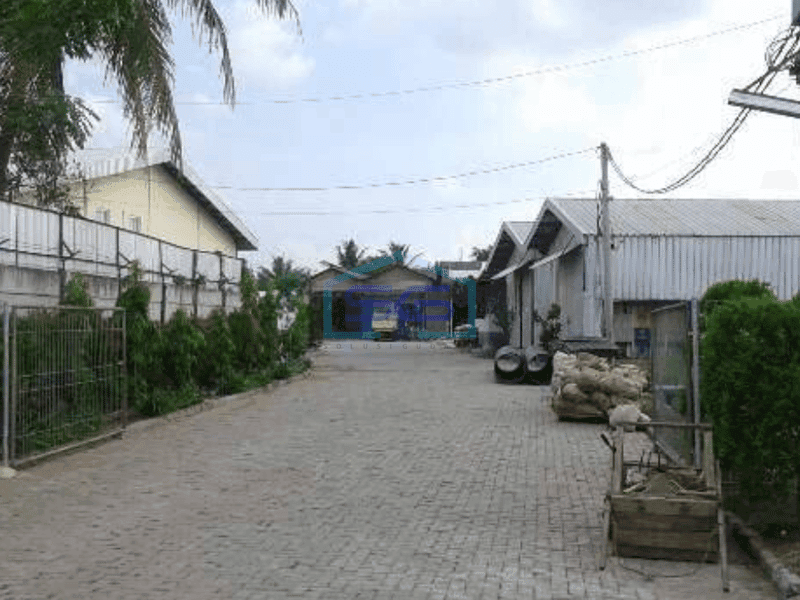 Dijual Ex pabrik di rajeg harga murah lokasi pinggir jalan raya