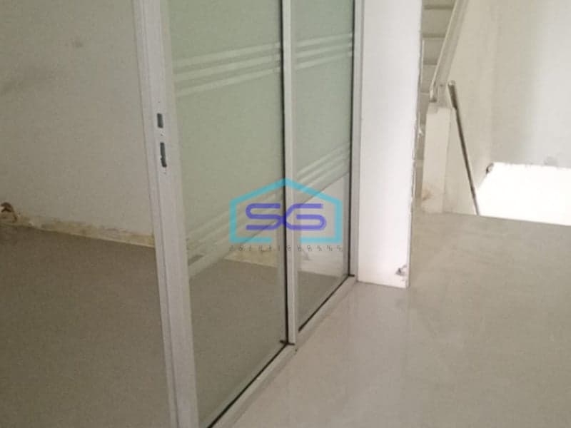 Disewakan 1 unit Ruko Jln Basuki Rahmat Palembang Luas Bangunan 204m2