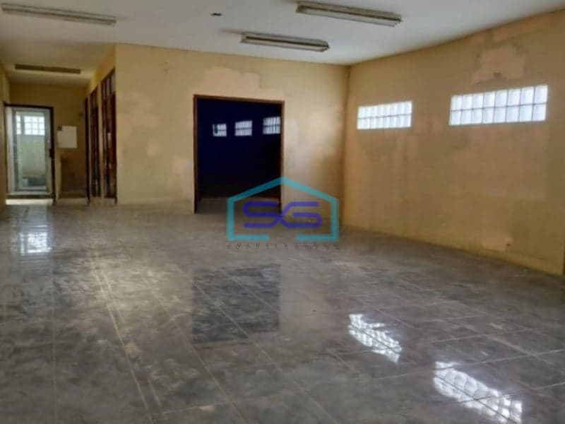 Disewakan Gudang Ada Kantor Luas Bangunan 720 m2 Lokasi Karawaci Tangerang