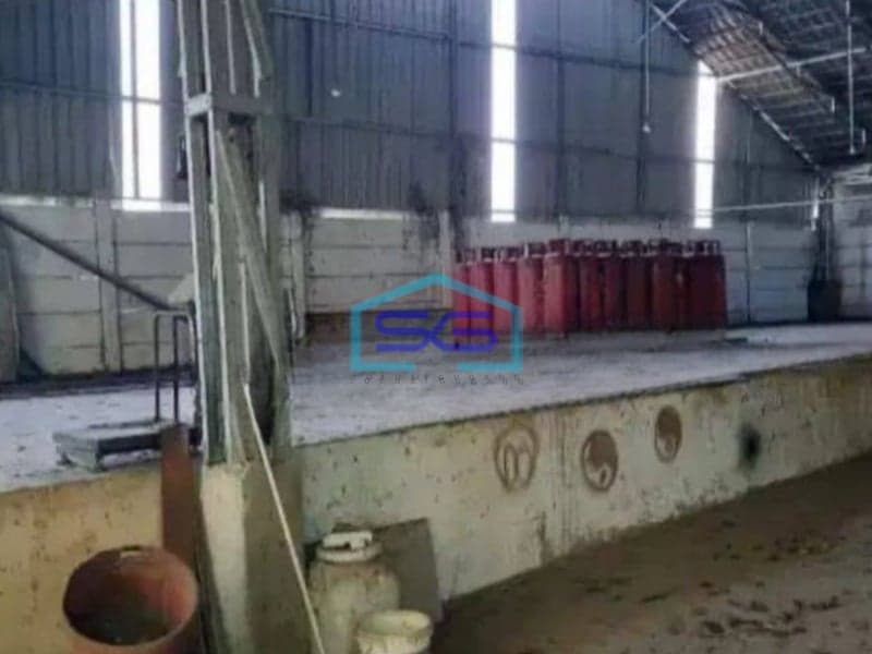 Disewakan Gudang Siap Pakai di Kavling DPR Cipondoh