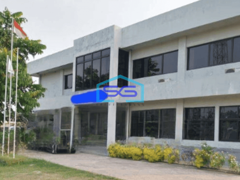 Dijual Cepat PabrikSiap Huni Luas Bangunan  1000 m² di Karawang Barat