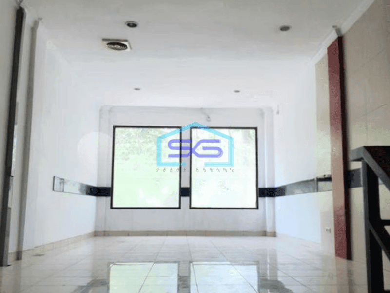 Disewakan Ruko Strategis 3 Lantai, di Sayap Riau Bandung Tengah Kota LB 120m2