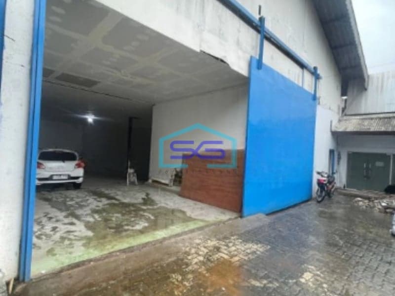 Disewakan Gudang Siap Pakai Dipinggir Jalan Raya Kranji Bekasi Selatan Luas Bangunan  615 m²