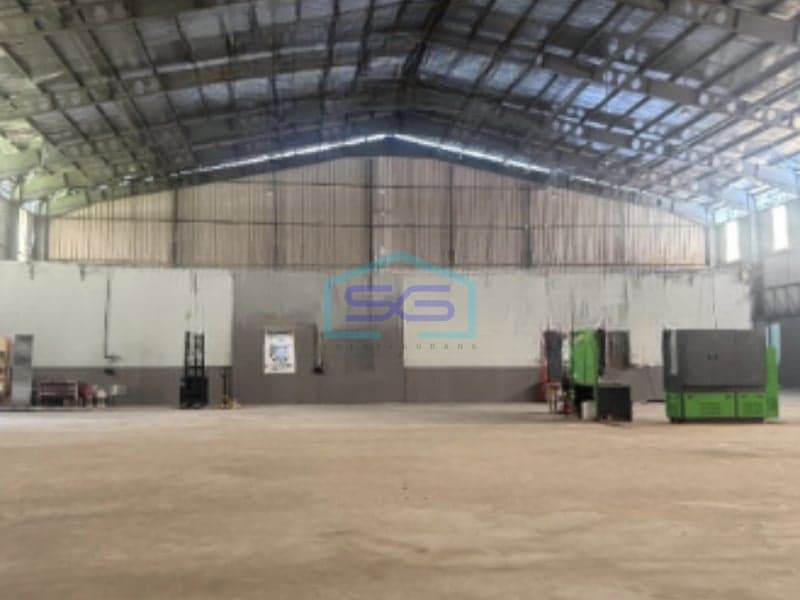 Warehouse for Sale Building Area 2000 m² in Marunda North Jakarta with Office