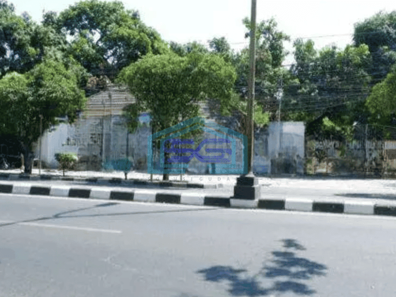 Dijual Tanah Strategis di jalan Adisucipto Manahan Solo