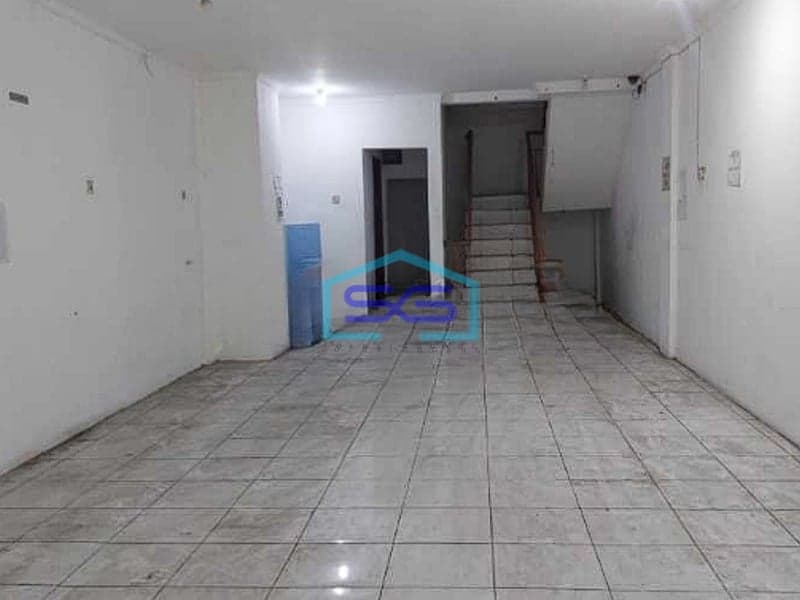 Disewakan Ruko di Taman Palem Lestari Jakarta Barat Bangunan 4 Lantai