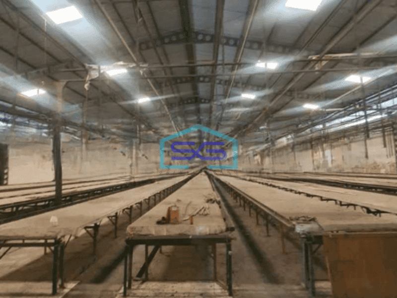 Disewakan Gudang Akses Container Luas Bangunan  2000 m² di Sukoharjo